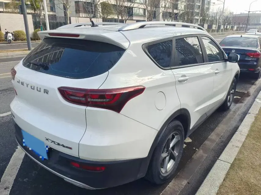 2020 Jetour X70M 1.5T 156HP L4 6MT,autocango,china used car exporter,china ev exporter,chinese used car exporter,chinese used ev exporter