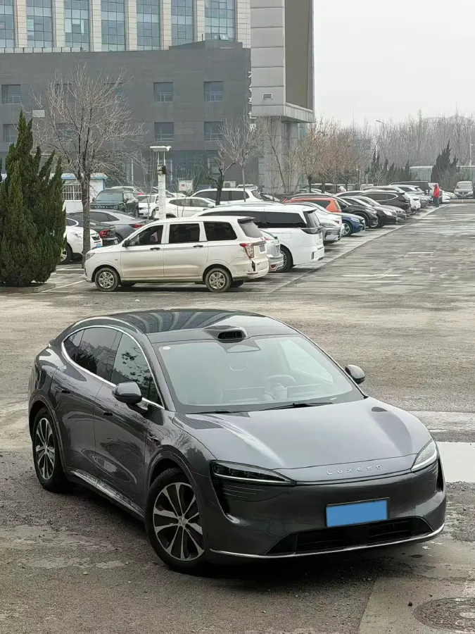 2025 Luxeed R7 REEV 156HP REEV 37KWH,autocango,china used car exporter,china ev exporter,chinese used car exporter,chinese used ev exporter