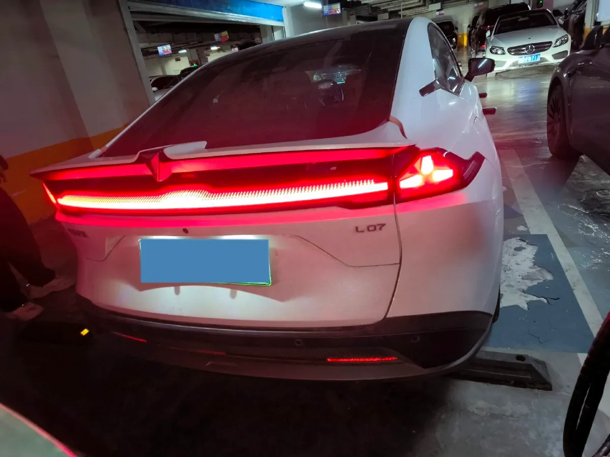 2024 Deepal L07 1.5L 98HP L4 REEV 28.39KWH,autocango,china used car exporter,china ev exporter,chinese used car exporter,chinese used ev exporter