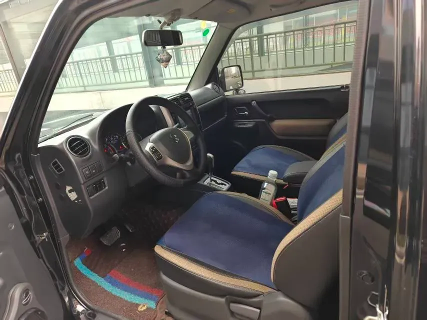 2015 Suzuki Jimny 1.3L 85HP L4 4AT,autocango,china used car exporter,china ev exporter,chinese used car exporter,chinese used ev exporter