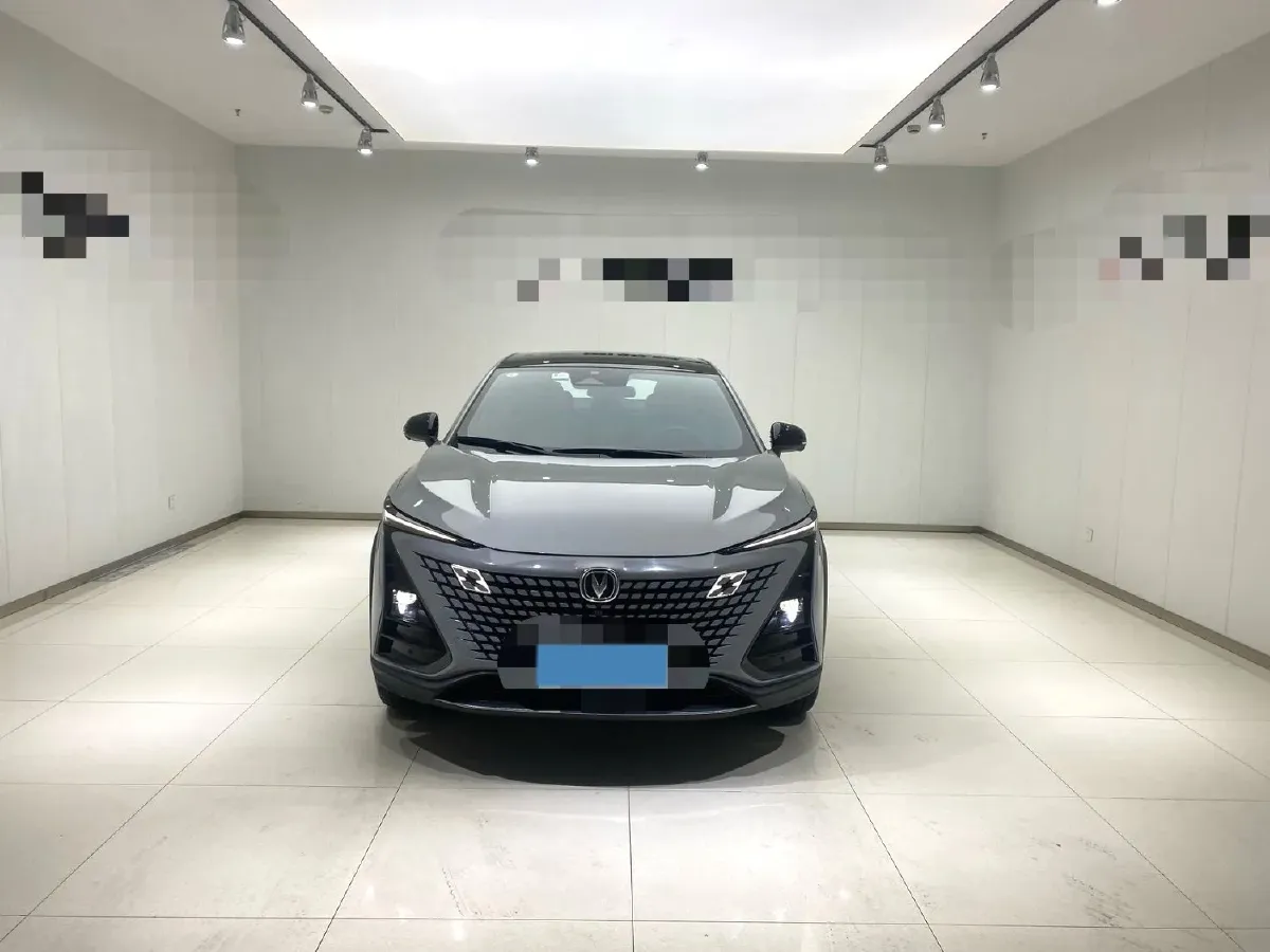 2022 ChangAn UNI-T 1.5T 188HP L4 7DCT,autocango,china used car exporter,china ev exporter,chinese used car exporter,chinese used ev exporter