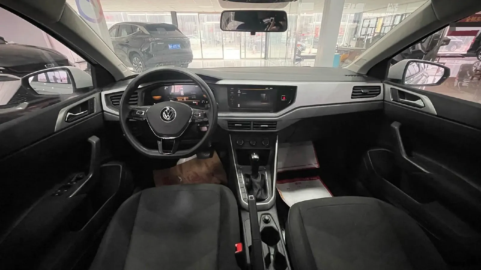 2023 Volkswagen Polo 1.5L 110HP L4 6AT,autocango,china used car exporter,china ev exporter,chinese used car exporter,chinese used ev exporter