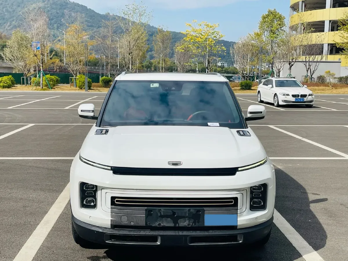 2020 Geely ICON 1.5T 177HP L3 7DCT,autocango,china used car exporter,china ev exporter,chinese used car exporter,chinese used ev exporter