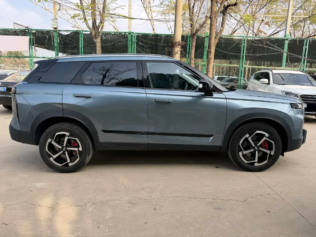 2023 Chery Exploration 06 1.6T 197HP L4 7DCT,autocango,china used car exporter,china ev exporter,chinese used car exporter,chinese used ev exporter
