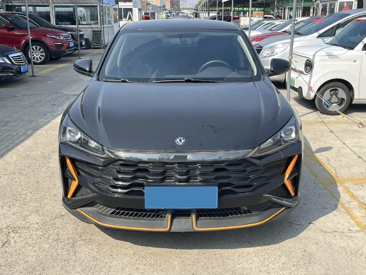 2024 DongFeng Aeolus YiXuan 1.5L 125HP L4 6DCT,autocango,china used car exporter,china ev exporter,chinese used car exporter,chinese used ev exporter