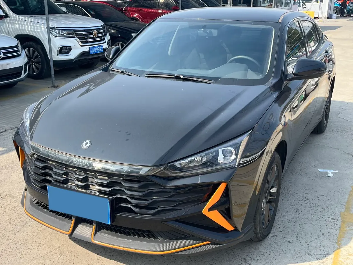2024 DongFeng Aeolus YiXuan 1.5L 125HP L4 6DCT,autocango,china used car exporter,china ev exporter,chinese used car exporter,chinese used ev exporter