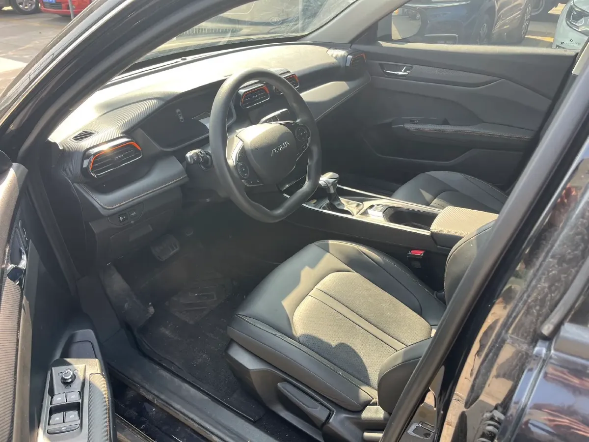 2024 DongFeng Aeolus YiXuan 1.5L 125HP L4 6DCT,autocango,china used car exporter,china ev exporter,chinese used car exporter,chinese used ev exporter