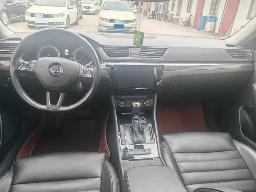 2018 Skoda Kodiak 1.8T 180HP L4 7DCT,autocango,china used car exporter,china ev exporter,chinese used car exporter,chinese used ev exporter