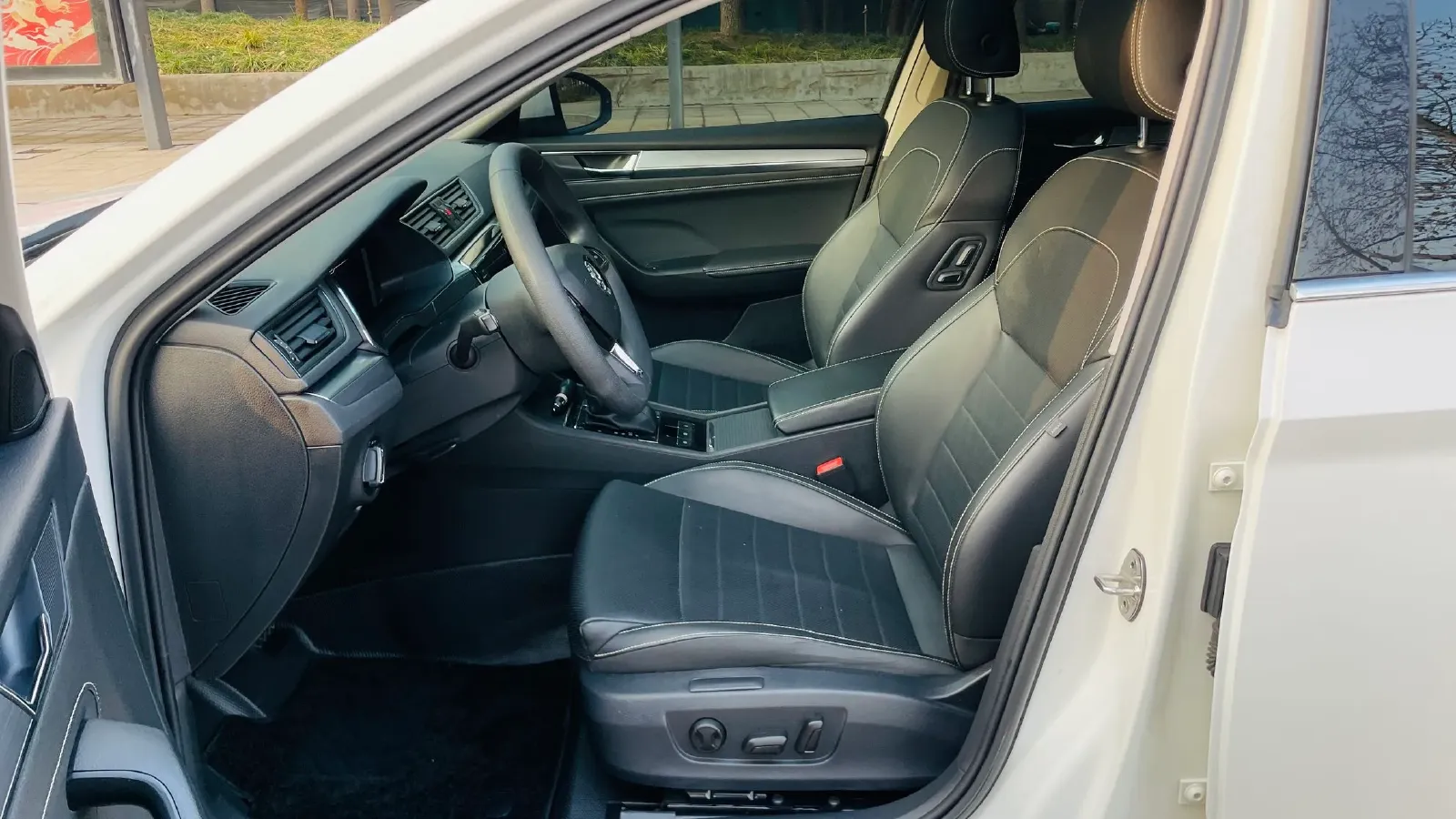 2019 Volkswagen Lamando 1.4T 150HP L4 7DCT,autocango,china used car exporter,china ev exporter,chinese used car exporter,chinese used ev exporter