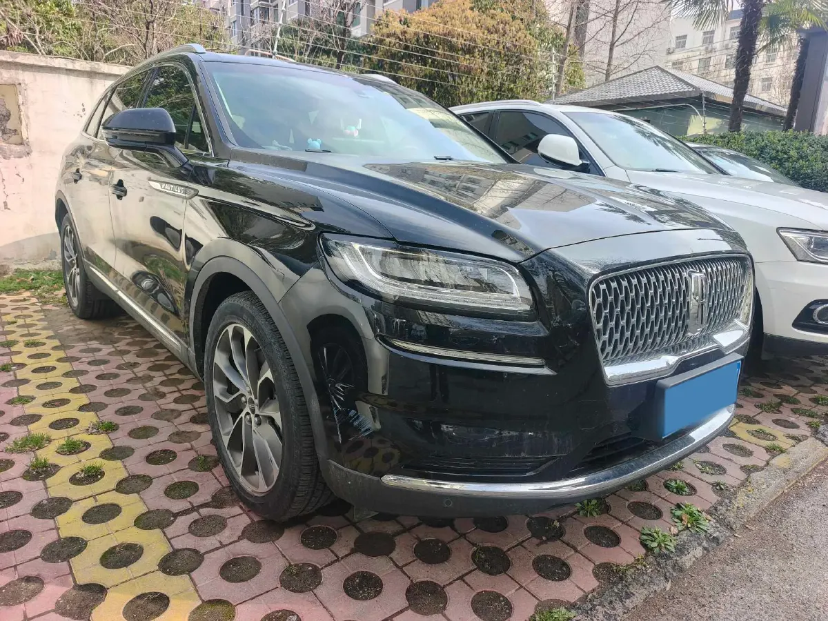 2021 Lincoln Nautilus 2.0T 245HP L4 8AT,autocango,china used car exporter,china ev exporter,chinese used car exporter,chinese used ev exporter