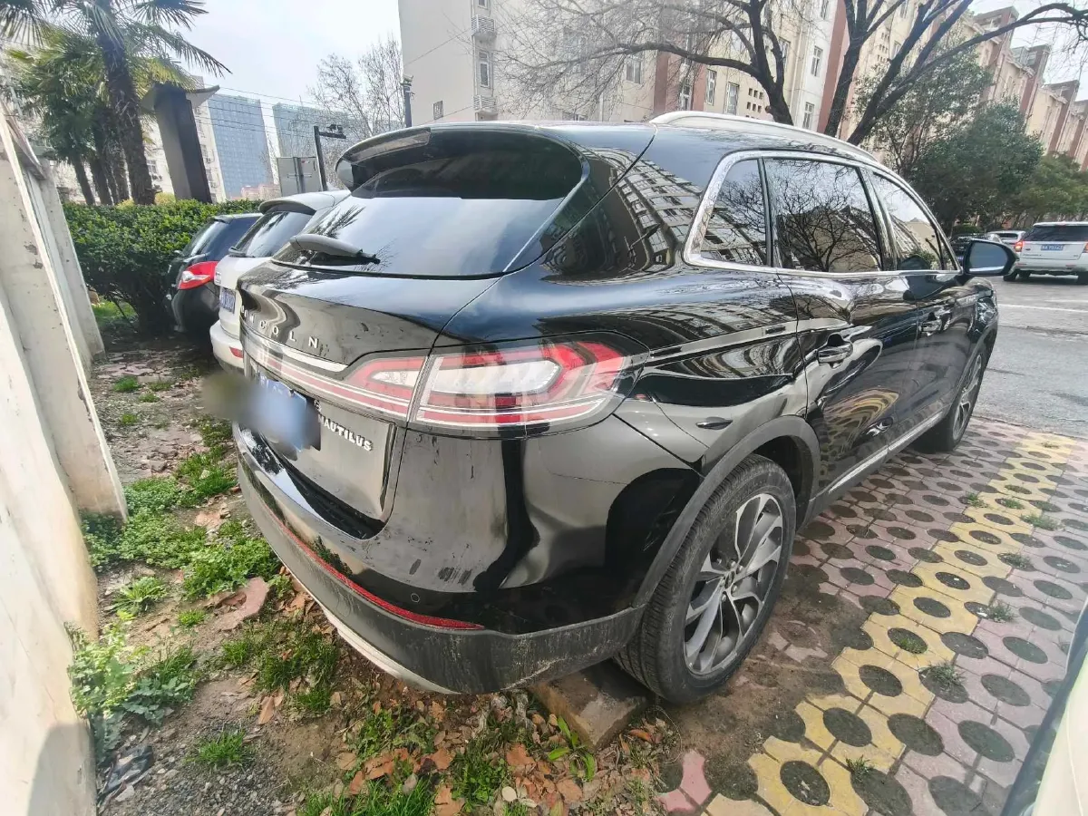 2021 Lincoln Nautilus 2.0T 245HP L4 8AT,autocango,china used car exporter,china ev exporter,chinese used car exporter,chinese used ev exporter