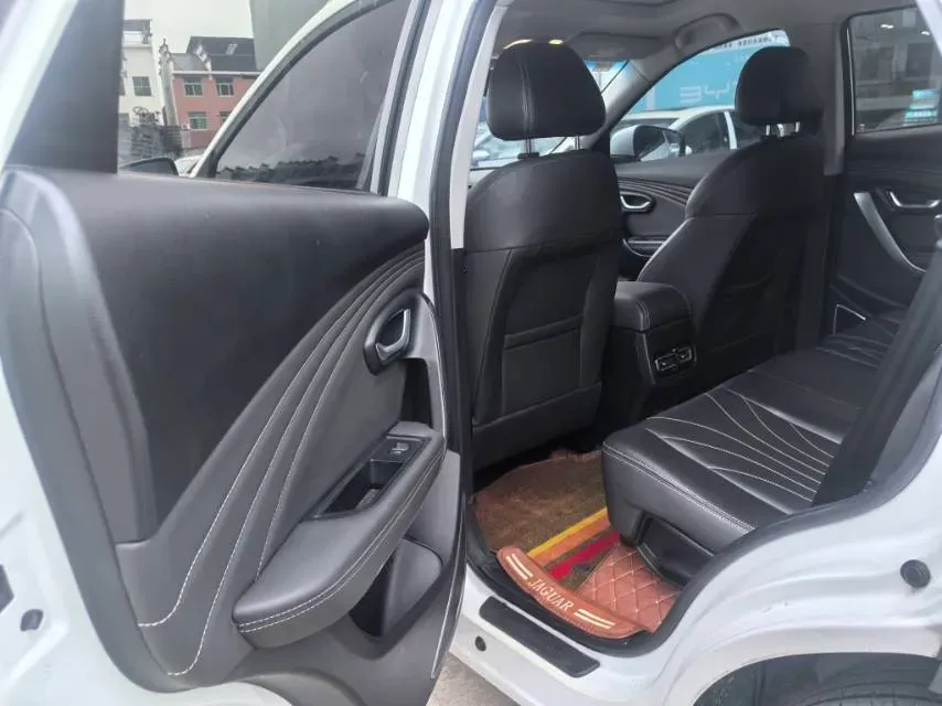 2018 Jetour X70 1.5T 147HP L4 5MT,autocango,china used car exporter,china ev exporter,chinese used car exporter,chinese used ev exporter