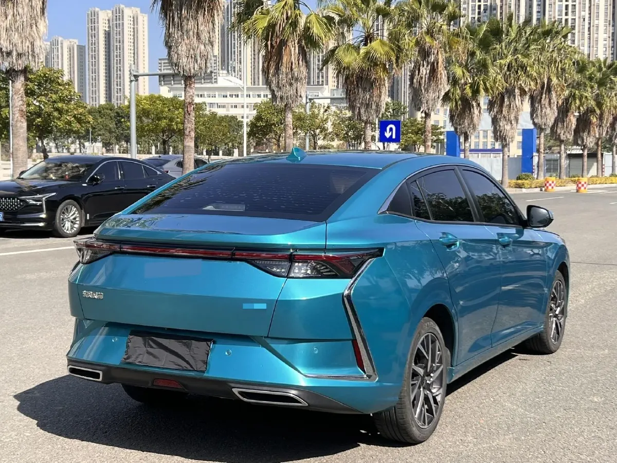 2020 DongFeng Aeolus YiXuan 1.5T 150HP L4 6DCT,autocango,china used car exporter,china ev exporter,chinese used car exporter,chinese used ev exporter