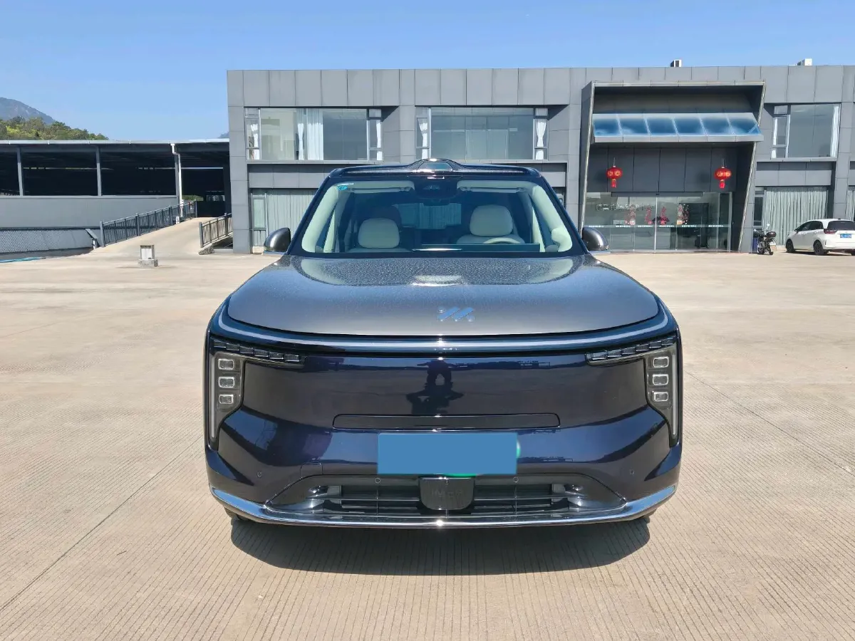 2026 IM LS9 REEV 155HP REEV,autocango,china used car exporter,china ev exporter,chinese used car exporter,chinese used ev exporter