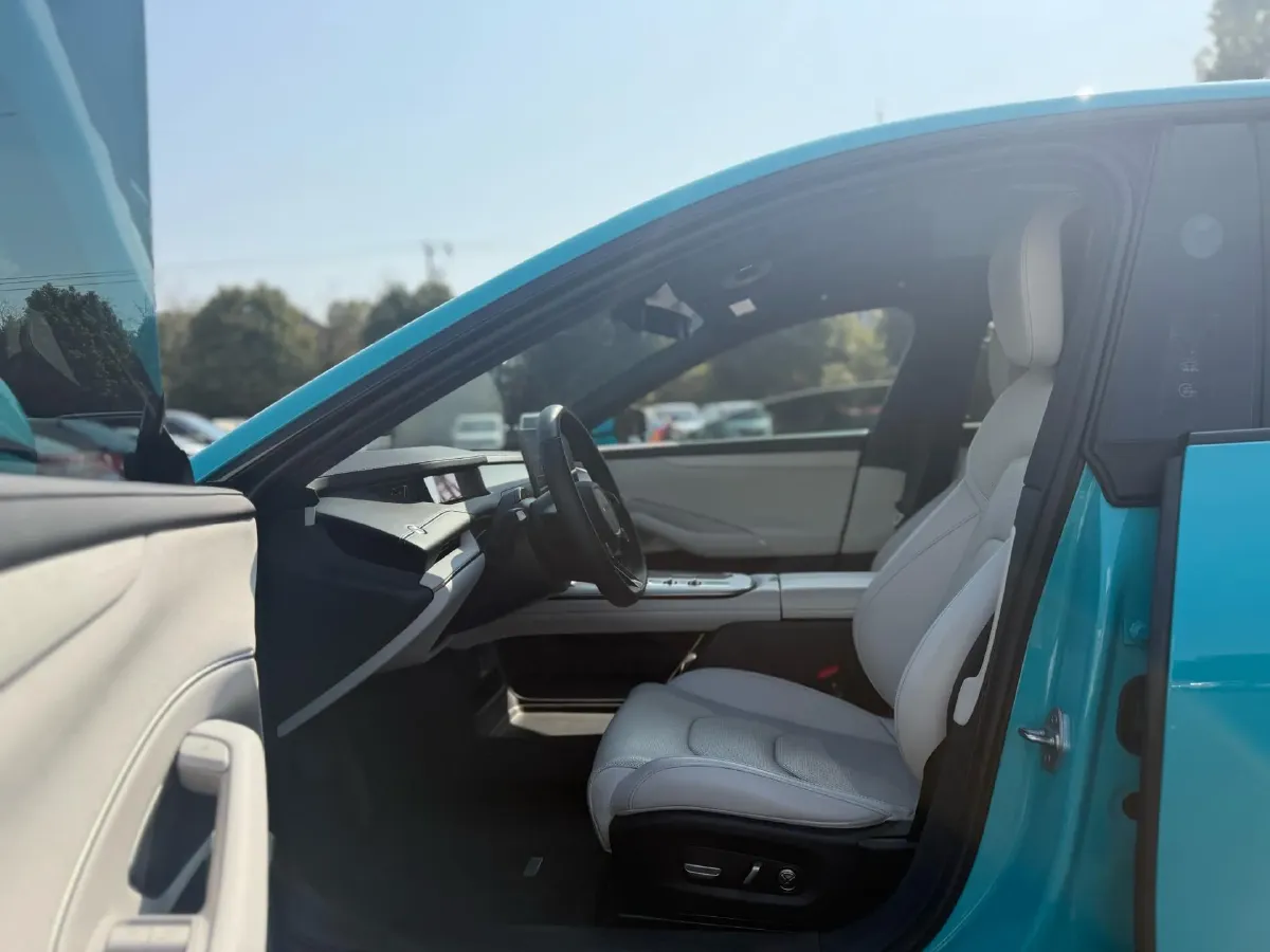 2024 MI SU7 BEV 73.6KWH,autocango,china used car exporter,china ev exporter,chinese used car exporter,chinese used ev exporter