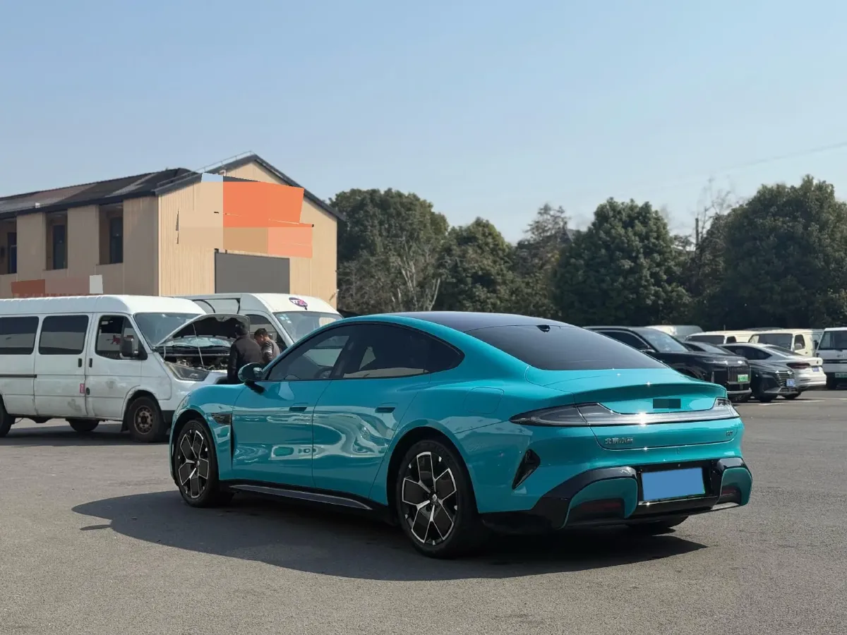 2024 MI SU7 BEV 73.6KWH,autocango,china used car exporter,china ev exporter,chinese used car exporter,chinese used ev exporter