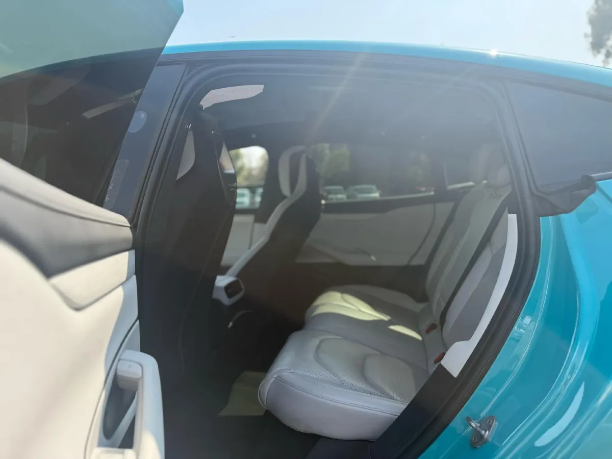 2024 MI SU7 BEV 73.6KWH,autocango,china used car exporter,china ev exporter,chinese used car exporter,chinese used ev exporter