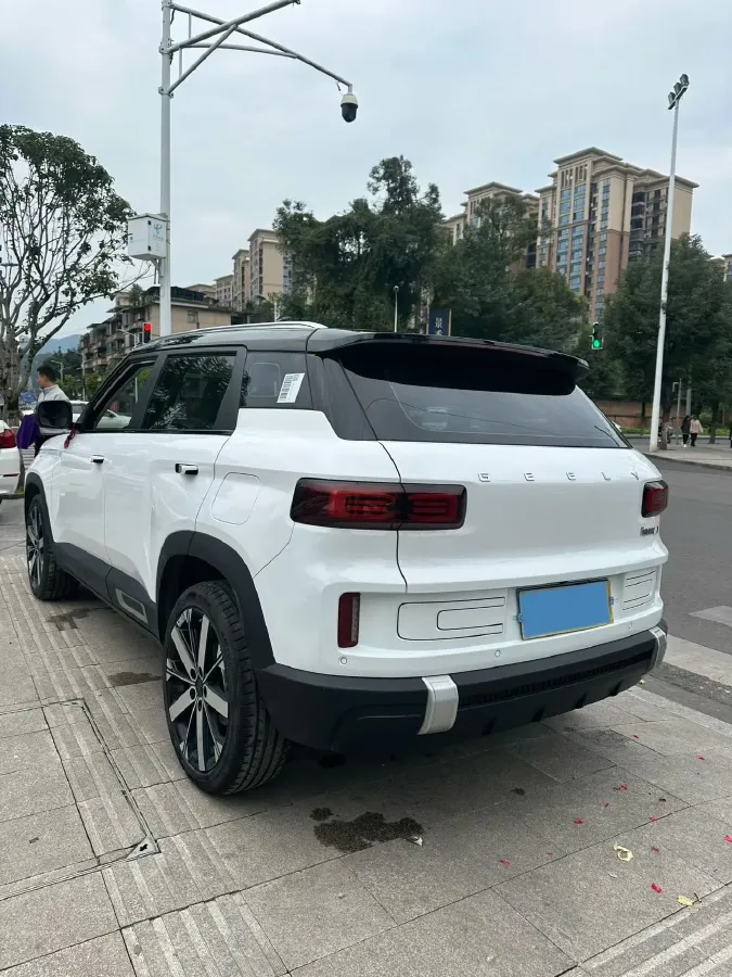 2023 Geely ICON 1.5T 181HP L4 7DCT,autocango,china used car exporter,china ev exporter,chinese used car exporter,chinese used ev exporter
