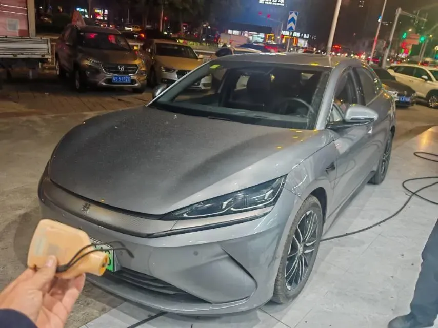 2025 BYD QinL BEV,autocango,china used car exporter,china ev exporter,chinese used car exporter,chinese used ev exporter