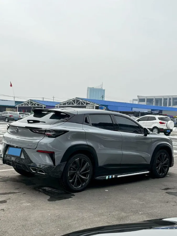 2021 ChangAn UNI-T 1.5T 180HP L4 7DCT,autocango,china used car exporter,china ev exporter,chinese used car exporter,chinese used ev exporter