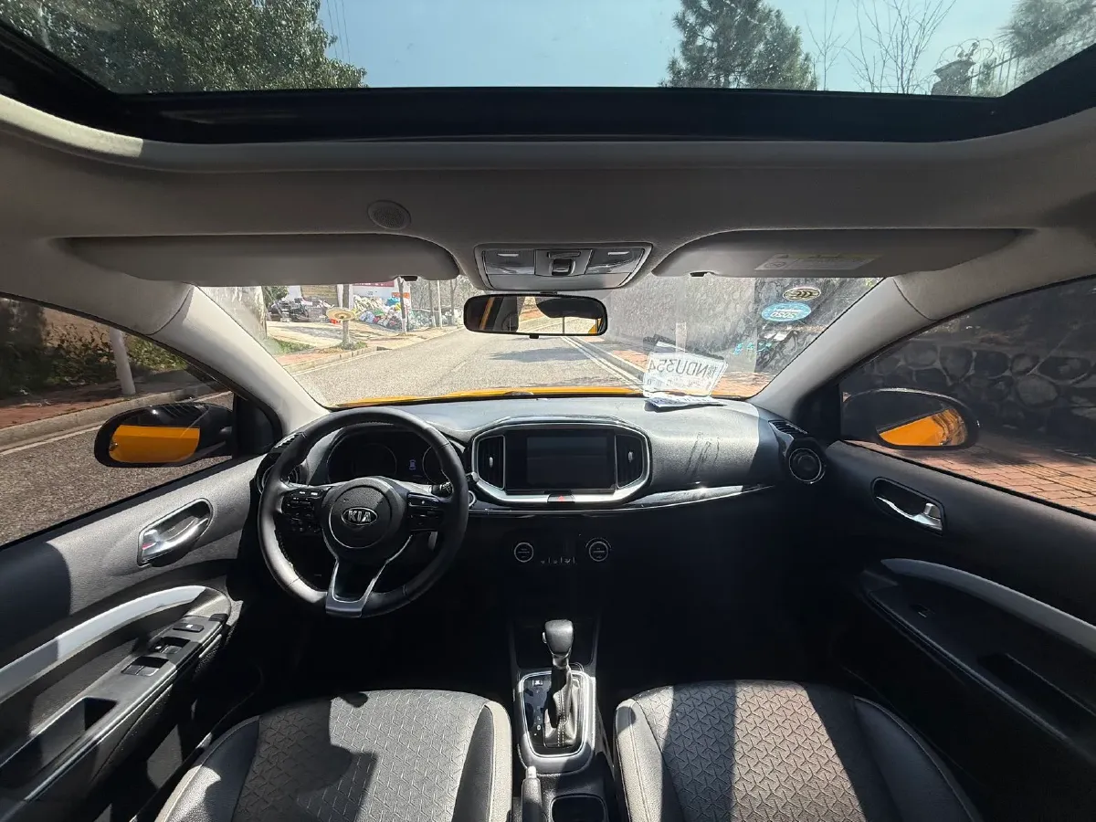 2019 Kia KX1 1.4L 100HP L4 6AT,autocango,china used car exporter,china ev exporter,chinese used car exporter,chinese used ev exporter