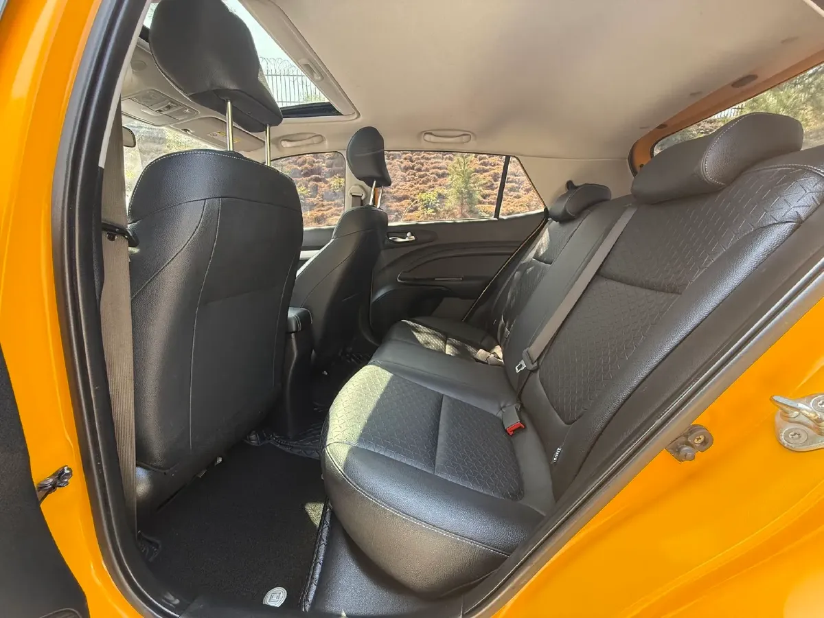 2019 Kia KX1 1.4L 100HP L4 6AT,autocango,china used car exporter,china ev exporter,chinese used car exporter,chinese used ev exporter