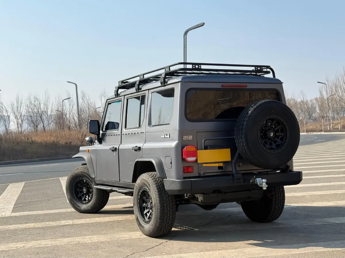 2023 BAW 212 2.4T 211HP L4 6MT,autocango,china used car exporter,china ev exporter,chinese used car exporter,chinese used ev exporter