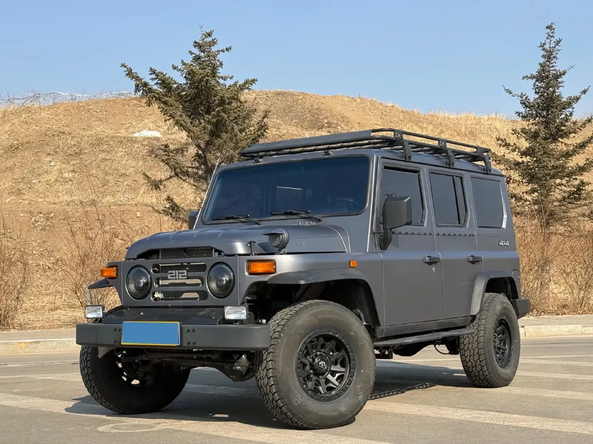 2023 BAW 212 2.4T 211HP L4 6MT,autocango,china used car exporter,china ev exporter,chinese used car exporter,chinese used ev exporter