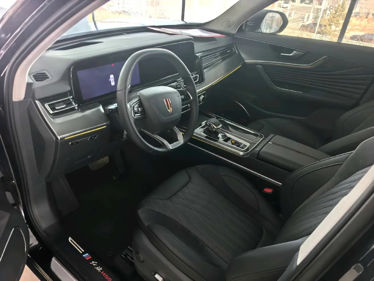 2023 HongQi HS5 2.0T 252HP L4 8AT,autocango,china used car exporter,china ev exporter,chinese used car exporter,chinese used ev exporter