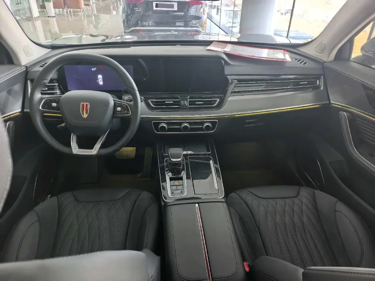 2023 HongQi HS5 2.0T 252HP L4 8AT,autocango,china used car exporter,china ev exporter,chinese used car exporter,chinese used ev exporter