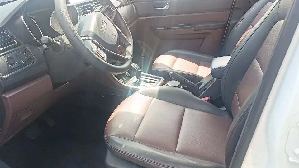 2017 Bestune B30 1.6L 109HP L4 6AT,autocango,china used car exporter,china ev exporter,chinese used car exporter,chinese used ev exporter