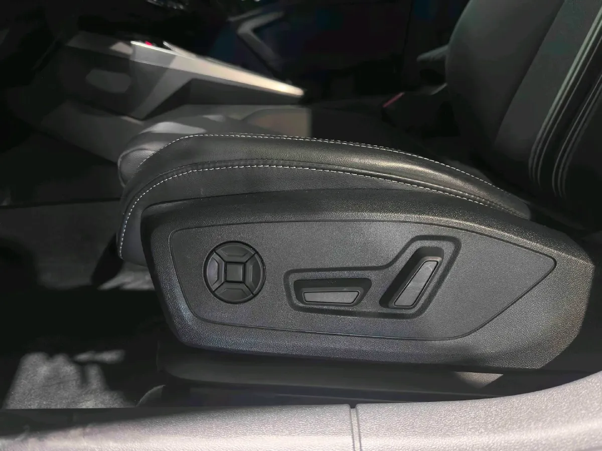 2023 Audi A3 1.4T 150HP L4 7DCT,autocango,china used car exporter,china ev exporter,chinese used car exporter,chinese used ev exporter