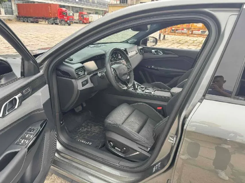 2022 LYNK&CO 03 2.0T 190HP L4 7DCT,autocango,china used car exporter,china ev exporter,chinese used car exporter,chinese used ev exporter