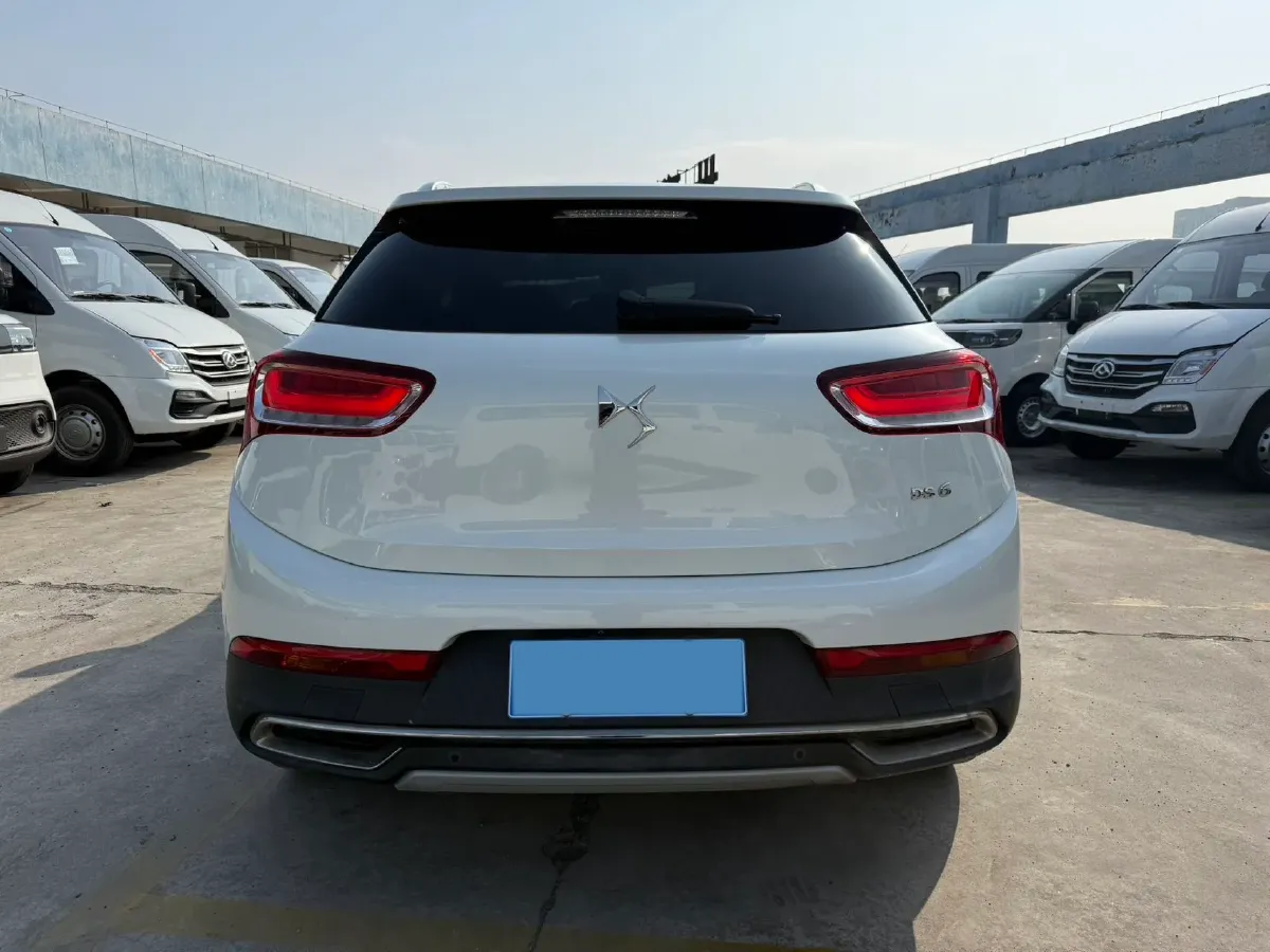 2017 DS 6 1.6T 167HP L4 6AT,autocango,china used car exporter,china ev exporter,chinese used car exporter,chinese used ev exporter