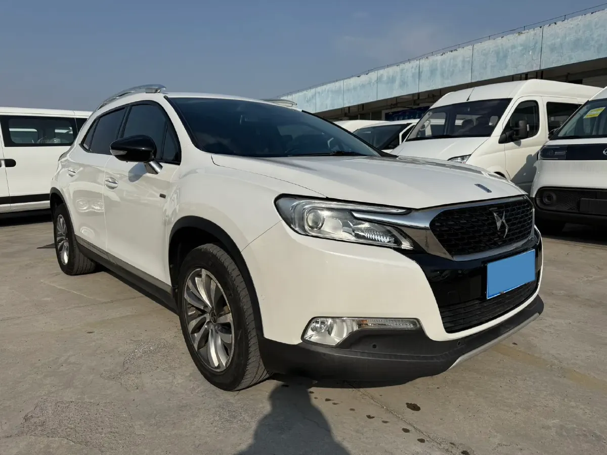 2017 DS 6 1.6T 167HP L4 6AT,autocango,china used car exporter,china ev exporter,chinese used car exporter,chinese used ev exporter
