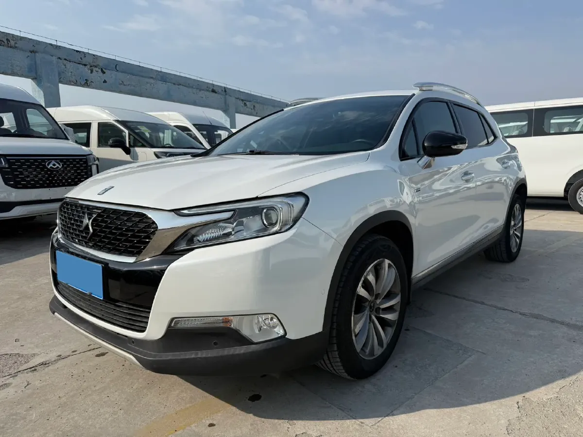 2017 DS 6 1.6T 167HP L4 6AT,autocango,china used car exporter,china ev exporter,chinese used car exporter,chinese used ev exporter