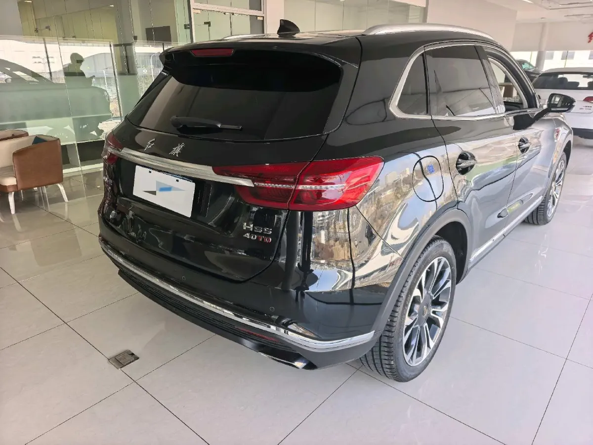 2022 HongQi HS5 2.0T 224HP L4 6AT,autocango,china used car exporter,china ev exporter,chinese used car exporter,chinese used ev exporter