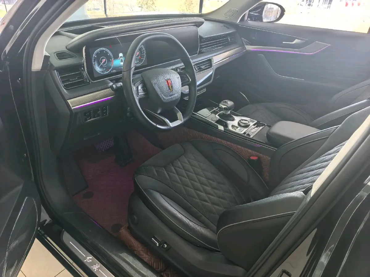 2022 HongQi HS5 2.0T 224HP L4 6AT,autocango,china used car exporter,china ev exporter,chinese used car exporter,chinese used ev exporter