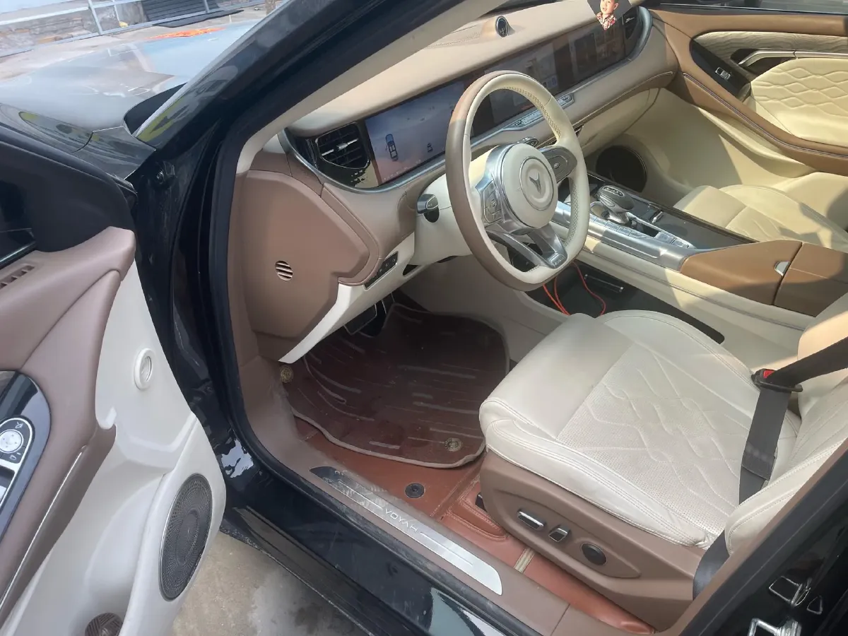 2021 Voyah FREE Range Extended 109HP REEV 33KWH,autocango,china used car exporter,china ev exporter,chinese used car exporter,chinese used ev exporter