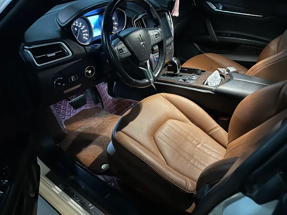 2018 Maserati Ghibli 3.0T 350HP V6 8AT,autocango,china used car exporter,china ev exporter,chinese used car exporter,chinese used ev exporter