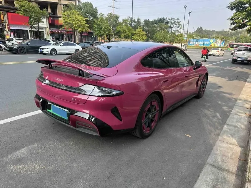 2024 MI SU7 BEV 101KWH,autocango,china used car exporter,china ev exporter,chinese used car exporter,chinese used ev exporter