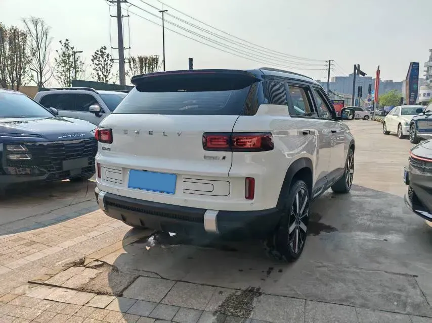 2023 Geely ICON 1.5T 181HP L4 7DCT,autocango,china used car exporter,china ev exporter,chinese used car exporter,chinese used ev exporter