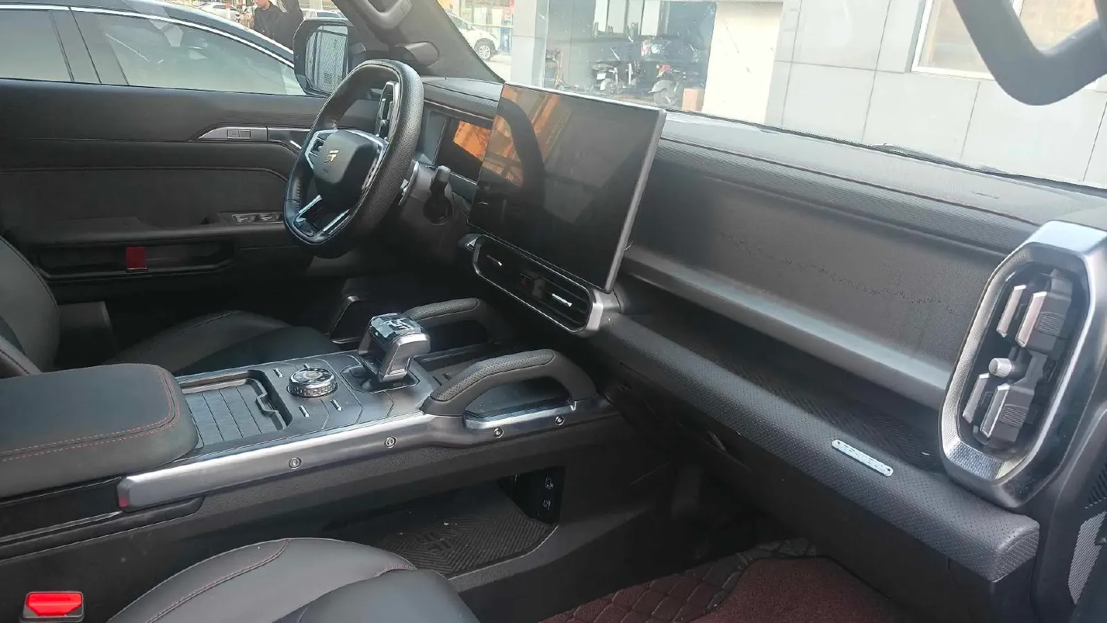 2023 Jetour Traveller 2.0T 254HP L4 8AT,autocango,china used car exporter,china ev exporter,chinese used car exporter,chinese used ev exporter