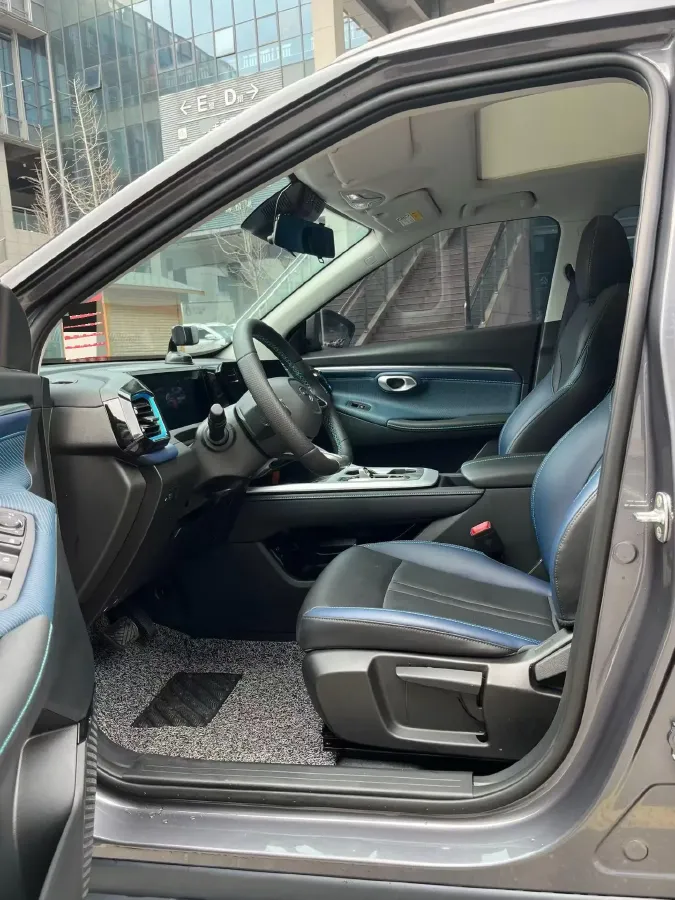 2024 GAC Trumpchi GS3 1.5T 177HP L4 7DCT,autocango,china used car exporter,china ev exporter,chinese used car exporter,chinese used ev exporter