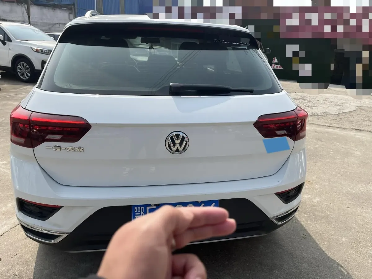 2019 Volkswagen T-Roc 1.4T 131HP L4 7DCT,autocango,china used car exporter,china ev exporter,chinese used car exporter,chinese used ev exporter
