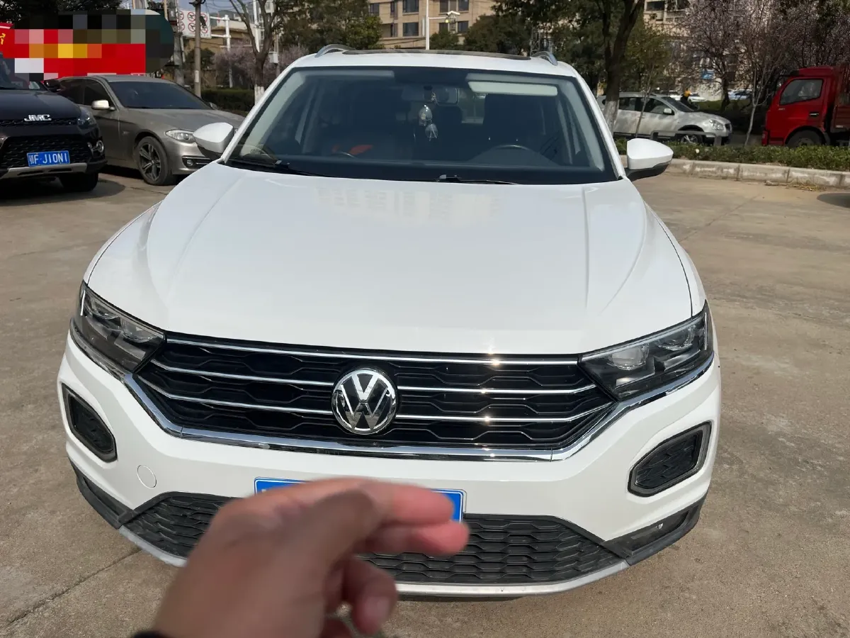 2019 Volkswagen T-Roc 1.4T 131HP L4 7DCT,autocango,china used car exporter,china ev exporter,chinese used car exporter,chinese used ev exporter