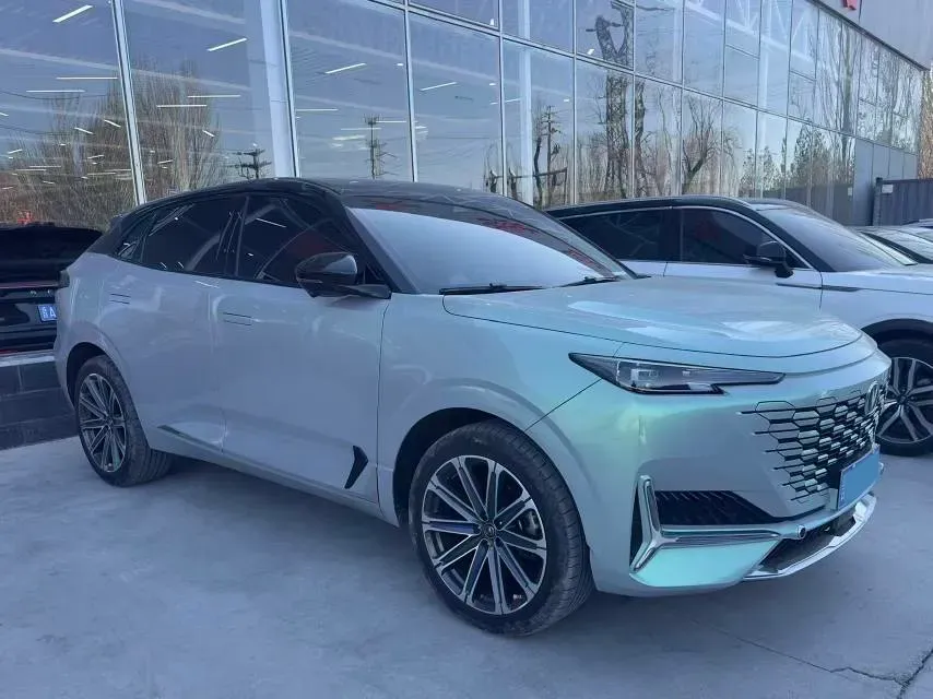 2021 ChangAn UNI-K 2.0T 233HP L4 8AT,autocango,china used car exporter,china ev exporter,chinese used car exporter,chinese used ev exporter
