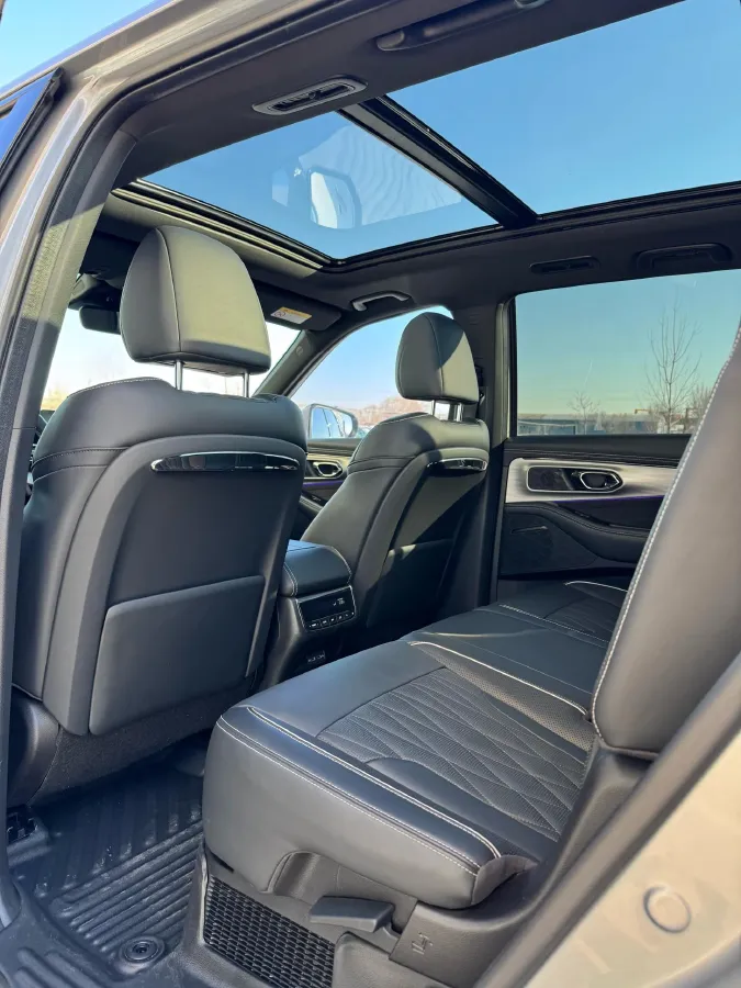 2022 GAC Trumpchi GS8 2.0T 190HP L4 E-CVT Hybrid,autocango,china used car exporter,china ev exporter,chinese used car exporter,chinese used ev exporter