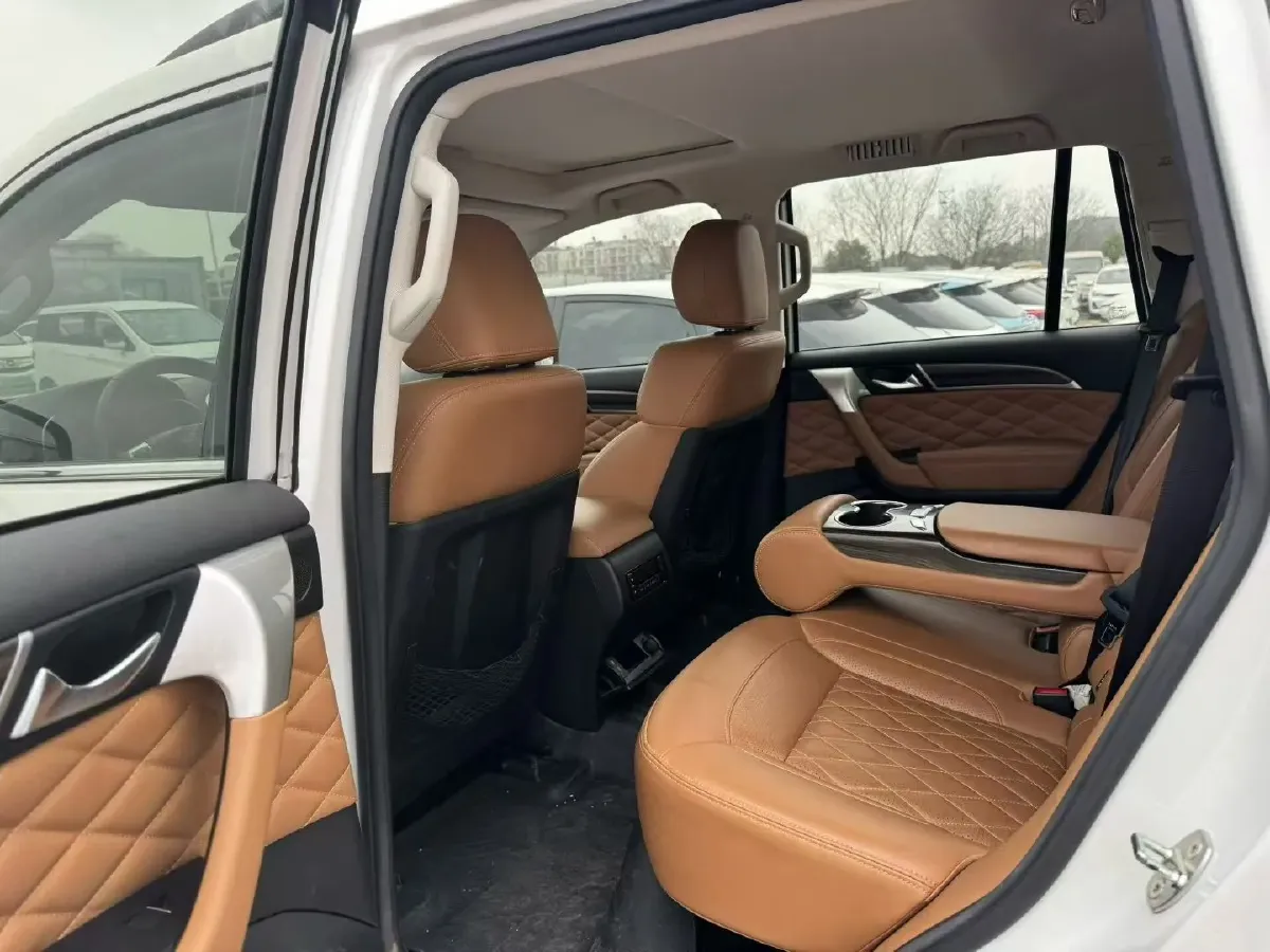 2020 Haval H9 2.0T 224HP L4 8AT,autocango,china used car exporter,china ev exporter,chinese used car exporter,chinese used ev exporter