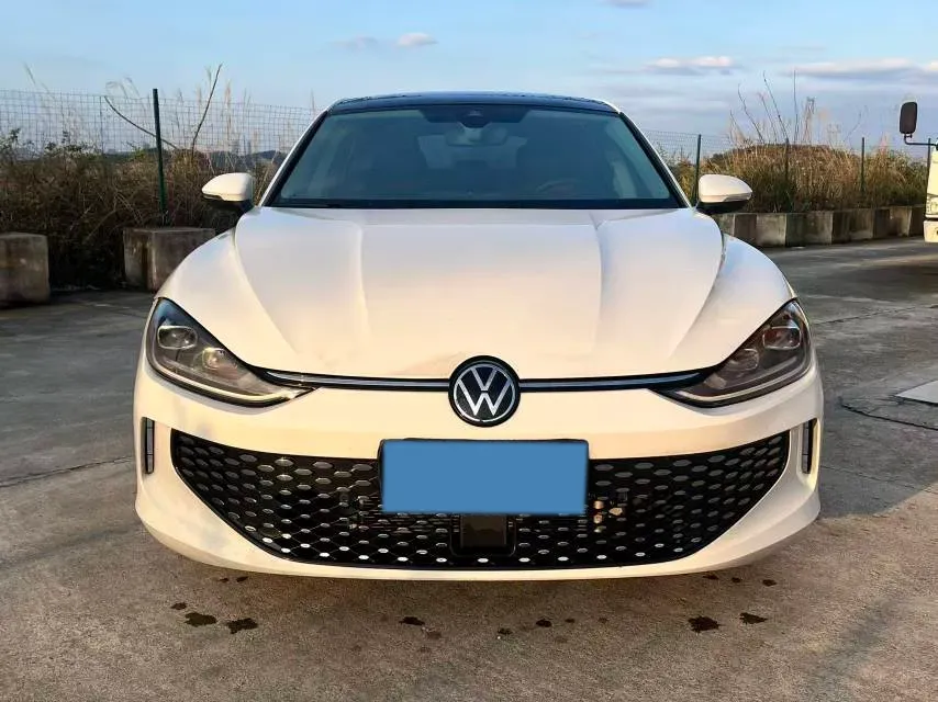 2024 Volkswagen Lamando 1.4T 150HP L4 7DCT,autocango,china used car exporter,china ev exporter,chinese used car exporter,chinese used ev exporter
